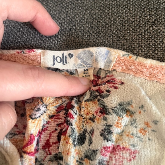 Jolt Cream Floral Long Sleeve Blouse - Picture 2 of 3